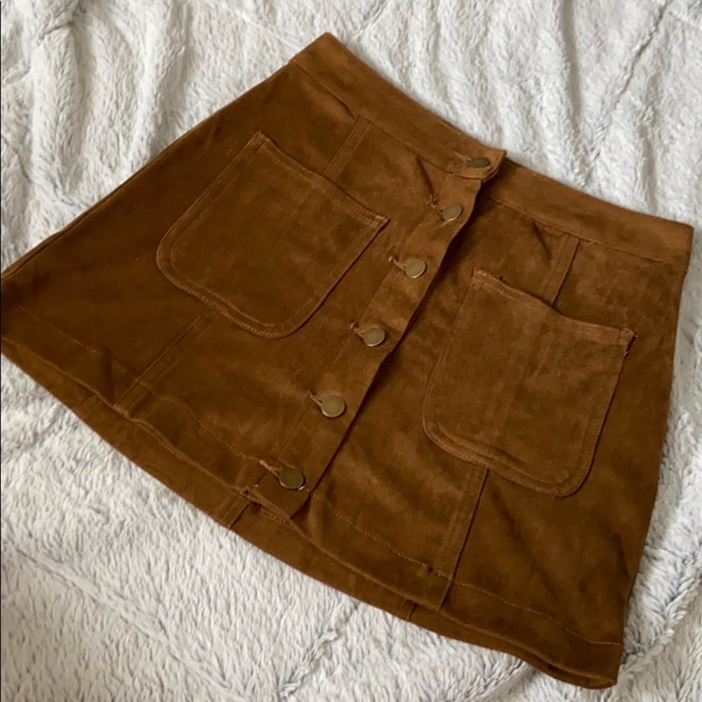Altar’d State suede skirt NWOT
